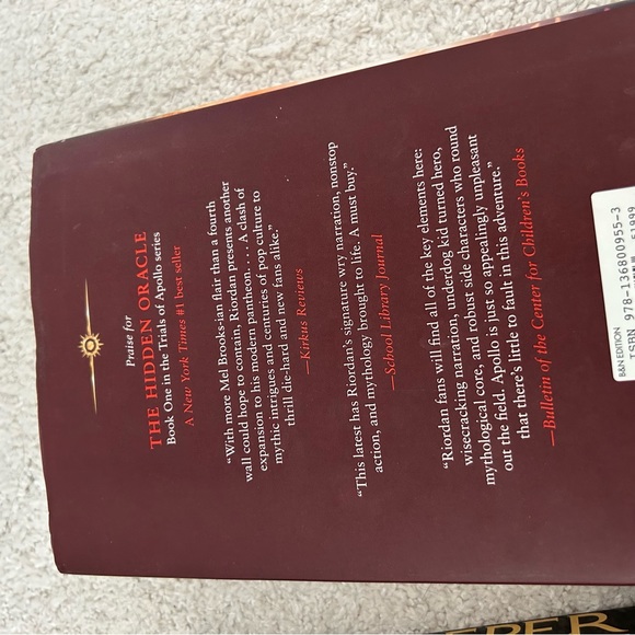 Set of 2 - Fiction Young Adult Books - Picture 7 of 12